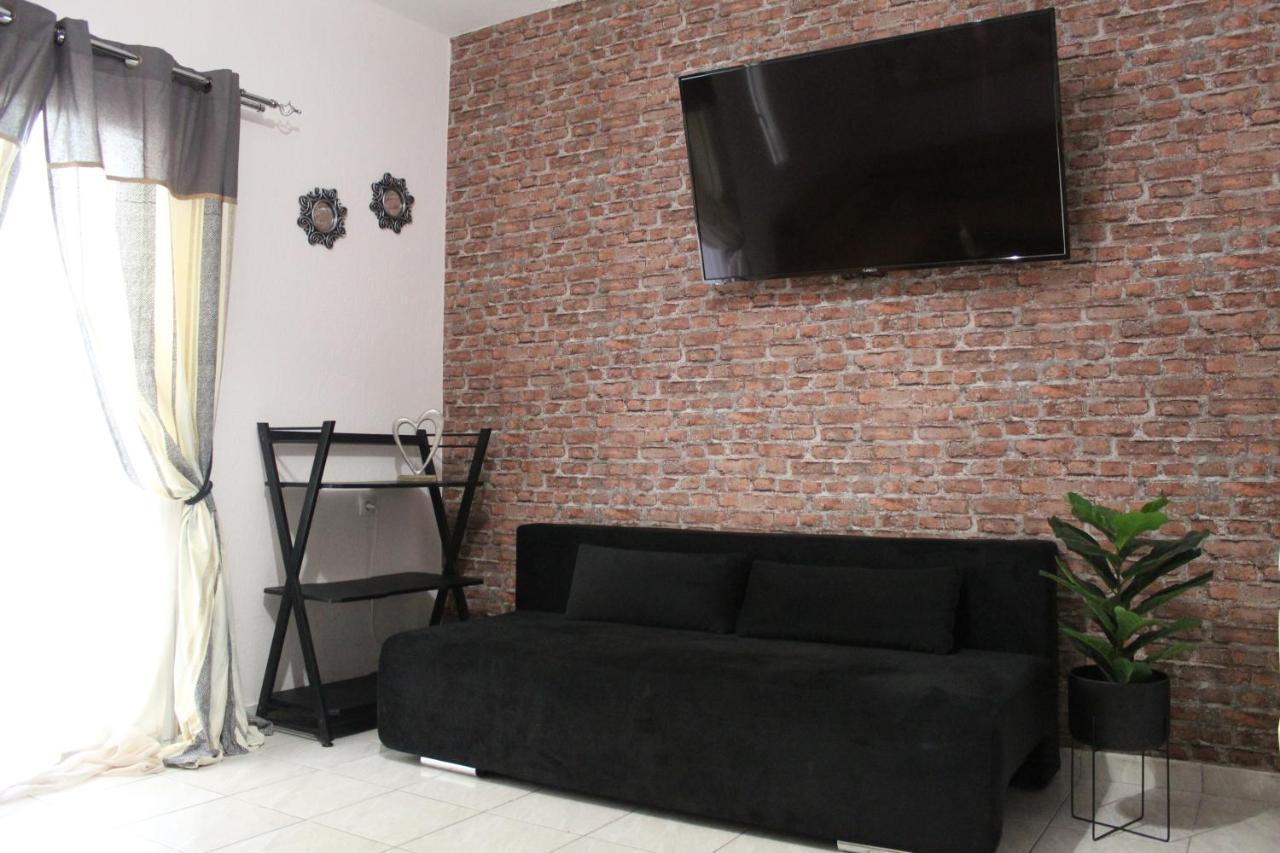 Azure Bliss Suites 尼基季 外观 照片