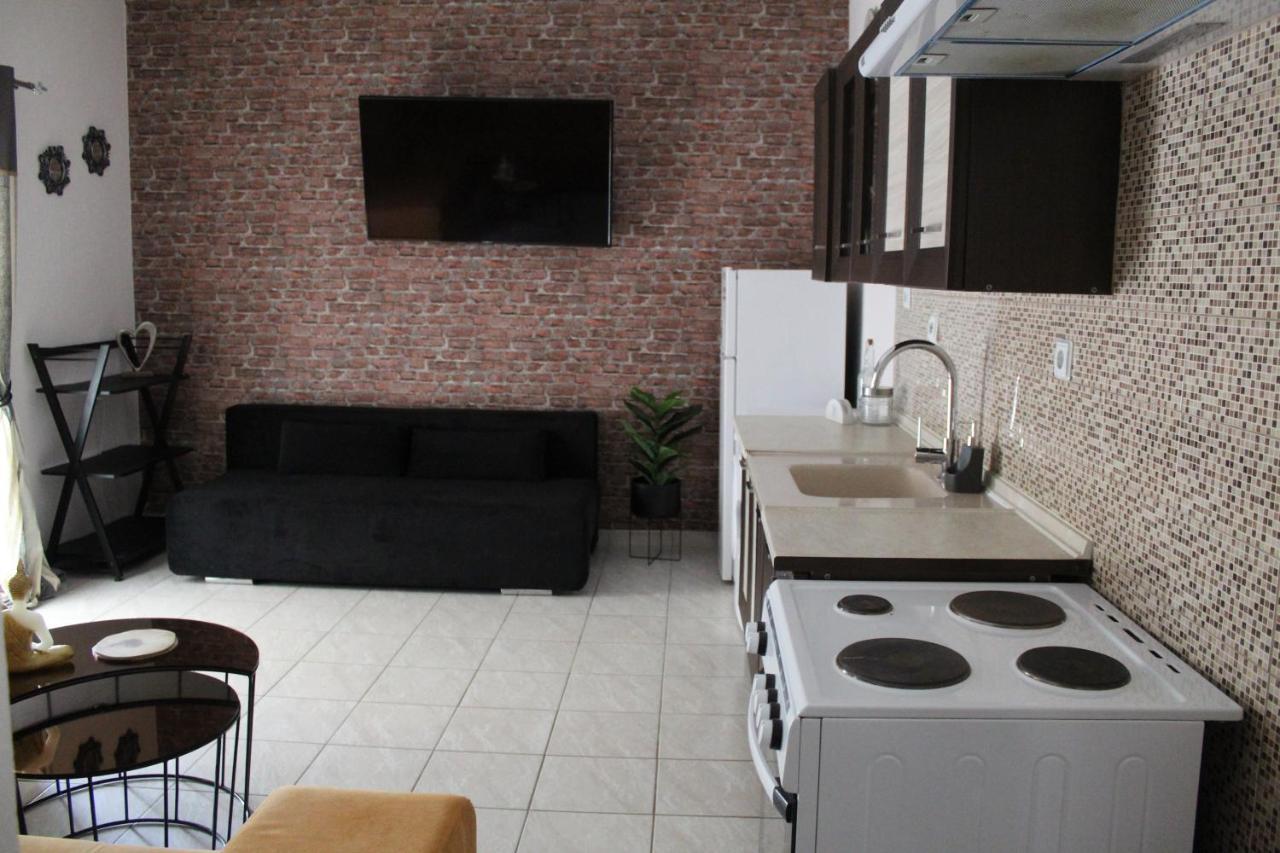 Azure Bliss Suites 尼基季 外观 照片