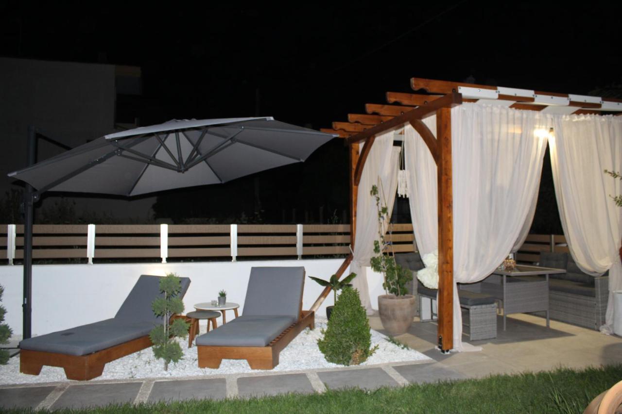 Azure Bliss Suites 尼基季 外观 照片